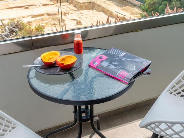 Maison 66, Riviera Hotels : photo 6 de la chambre superior double room with balcony & side sea view