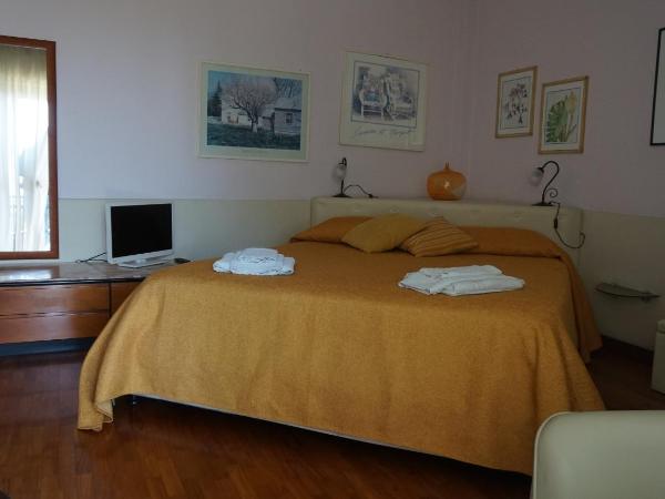 B&B La Cittadella Univeristaria Policlinico Catania : photo 4 de la chambre chambre double deluxe avec balcon