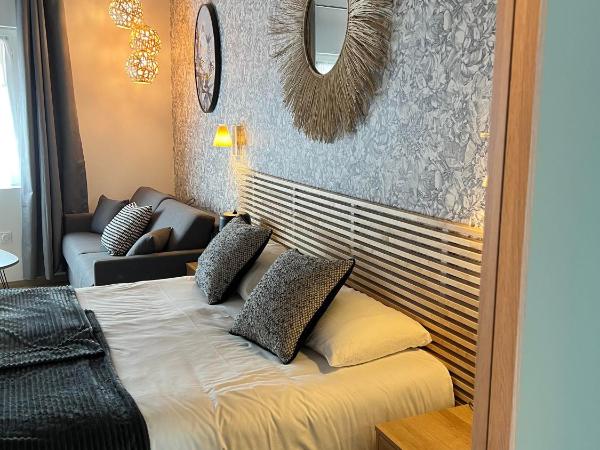 Hôtel Le Blason : photo 2 de la chambre suite