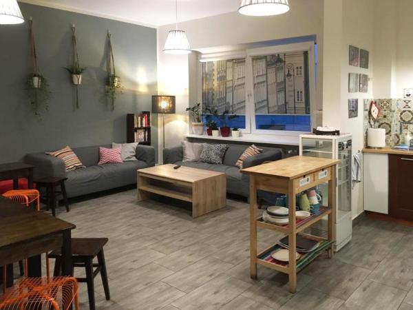 Hostel Helvetia - PRIVATE ROOMS in CITY CENTER and OLD TOWN : photo 7 de la chambre lit dans dortoir pour 8 personnes