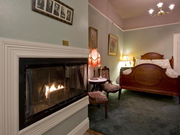 Inn San Francisco : photo 2 de la chambre chambre lit queen-size avec terrasse et baignoire spa