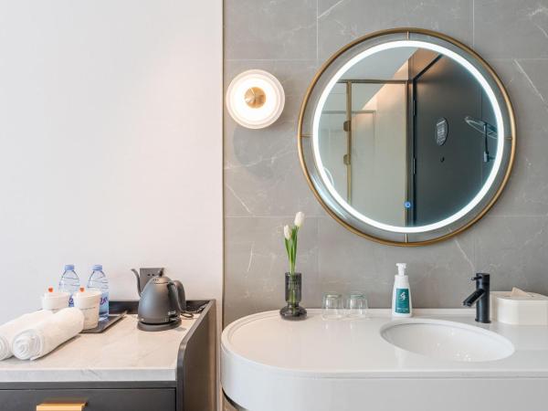 Atour Light Music Hotel Suzhou Panmen Ancient Canal : photo 1 de la chambre chambre familiale exécutive