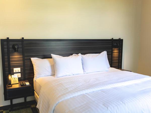 Hotel La Nacional By Kavia : photo 3 de la chambre chambre lit king-size standard