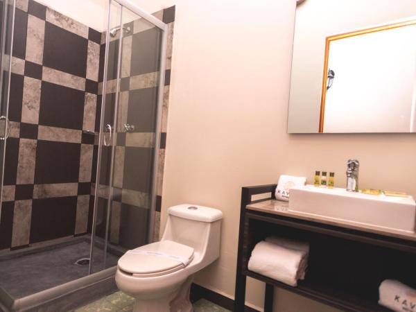 Hotel La Nacional By Kavia : photo 6 de la chambre chambre lit king-size standard