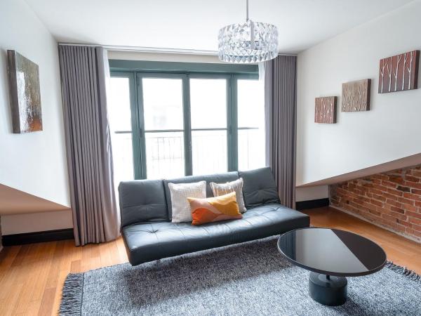 Le Petit Hôtel Vieux-Montréal - Saint-Paul by Gray Collection : photo 5 de la chambre chambre lit king-size deluxe