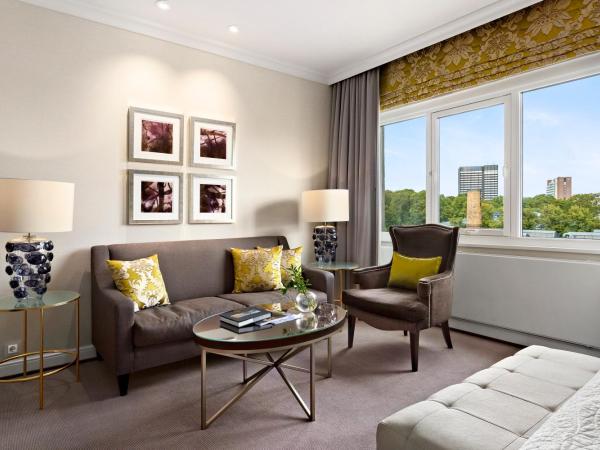 Hotel Continental : photo 3 de la chambre chambre lits jumeaux deluxe