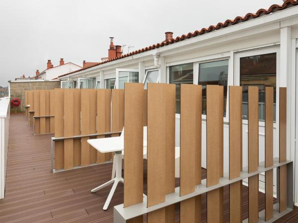 Pension Residencia F&F : photo 2 de la chambre chambre double avec terrasse