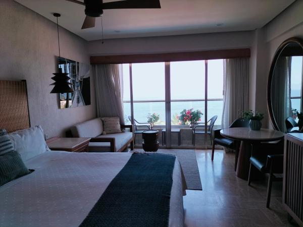 Fiesta Americana Puerto Vallarta All Inclusive & Spa : photo 2 de la chambre penthouse fiesta club 1 lit king-size