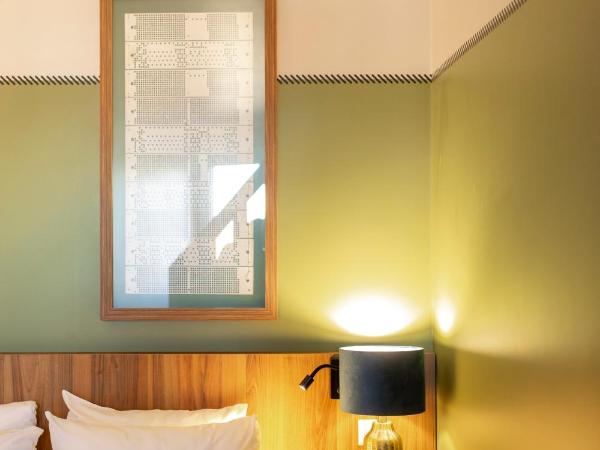 Ibis Styles St Etienne - Gare Chateaucreux : photo 4 de la chambre chambre double standard