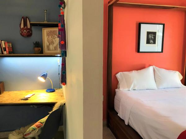 Azul Cielo Hostel : photo 6 de la chambre suite lit king-size avec balcon