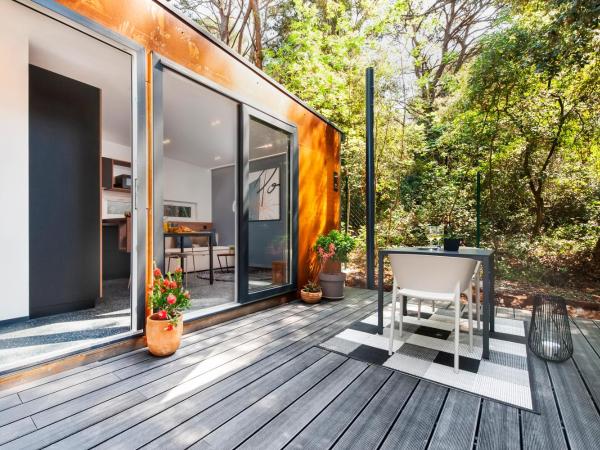 Porton Nature Hideouts : photo 6 de la chambre maison de vacances pour couples avec piscine