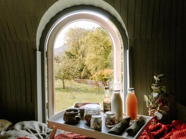 Enniskeen Estate & Forest Spa - Boutique Riverside Glamping Cabins : photo 2 de la chambre kingfishers residence