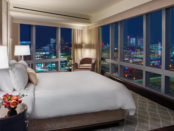InterContinental Boston, an IHG Hotel : photo 2 de la chambre suite premier 1 chambre avec lit king-size