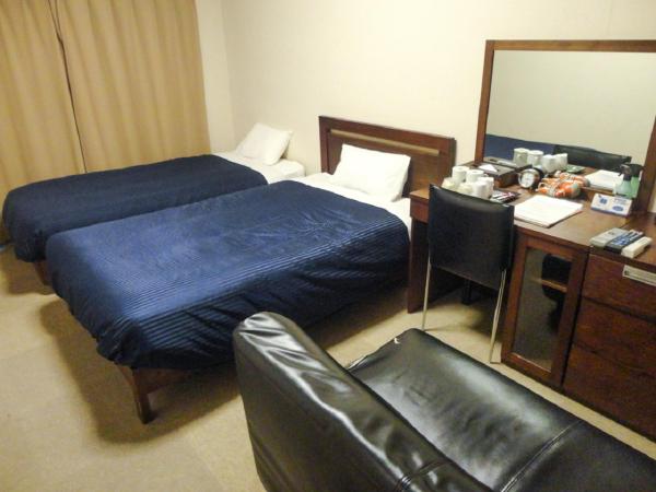 HOTEL LiVEMAX BUDGET Nagoya : photo 5 de la chambre chambre lits jumeaux - fumeurs