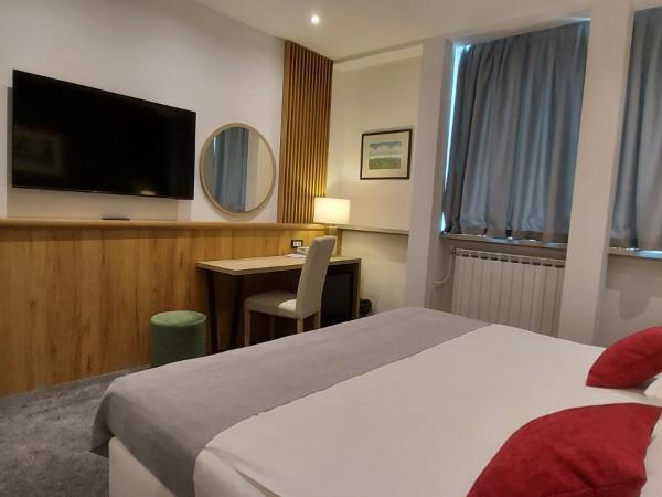 Hotel Central : photo 4 de la chambre chambre double supérieure