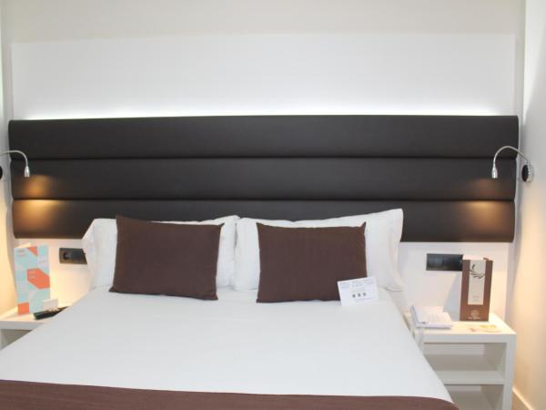 BCN Urbaness Hotels Del Comte : photo 3 de la chambre chambre double