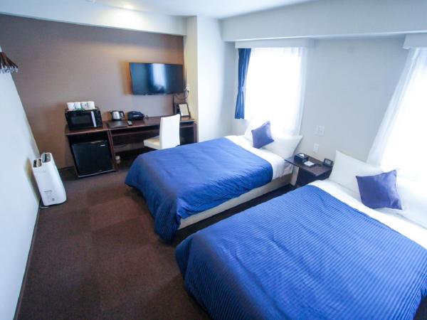 HOTEL LiVEMAX Kasai Ekimae : photo 1 de la chambre chambre lits jumeaux - fumeurs