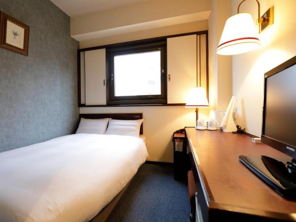 Tokyo Inn : photo 2 de la chambre chambre double avec petit lit double - fumeurs