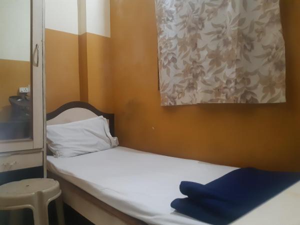 Greens Residency : photo 3 de la chambre chambre simple Économique
