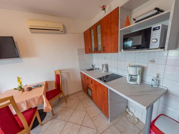 Apartments Anita : photo 6 de la chambre appartement 1 chambre - vue sur mer