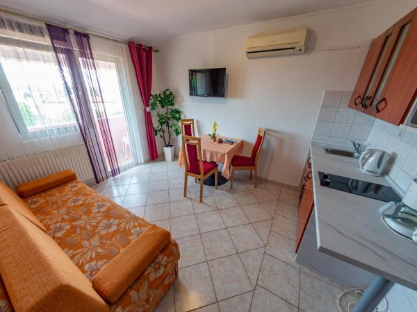 Apartments Anita : photo 1 de la chambre appartement 1 chambre - vue sur mer