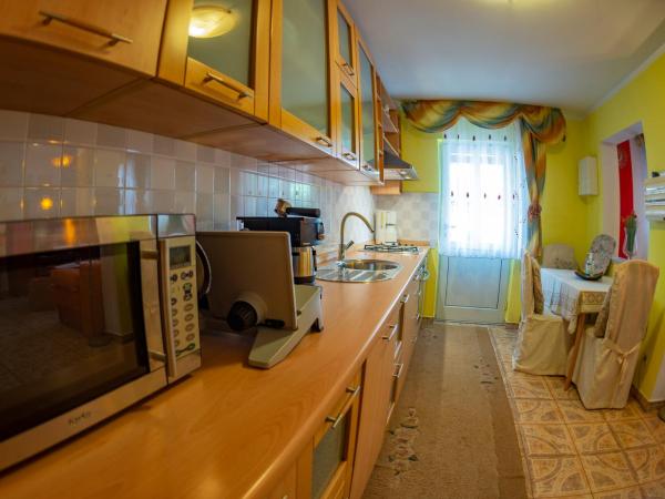 Apartments Anita : photo 6 de la chambre studio - vue sur piscine