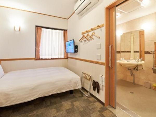 Toyoko Inn Nagoya Nishiki : photo 1 de la chambre accessible single room - non-smoking