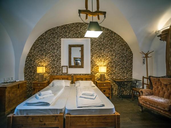 Régi Posta Étterem és Fogadó : photo 2 de la chambre chambre lits jumeaux standard