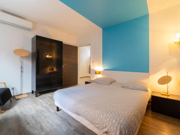 Maison Mondrian : photo 5 de la chambre chambre double avec salle de bains privative