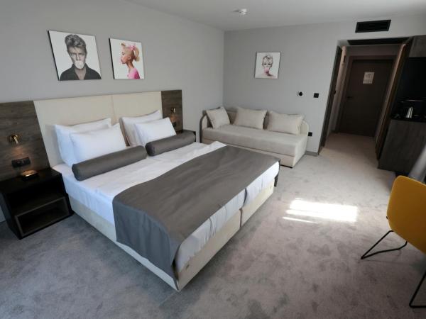 Hotel Milenij : photo 2 de la chambre chambre double supérieure - vue sur mer