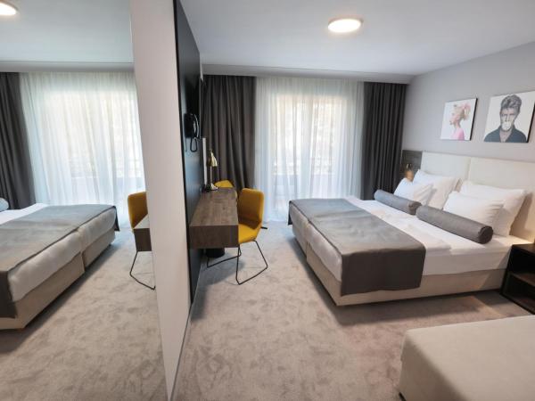 Hotel Milenij : photo 5 de la chambre chambre double supérieure - vue sur mer