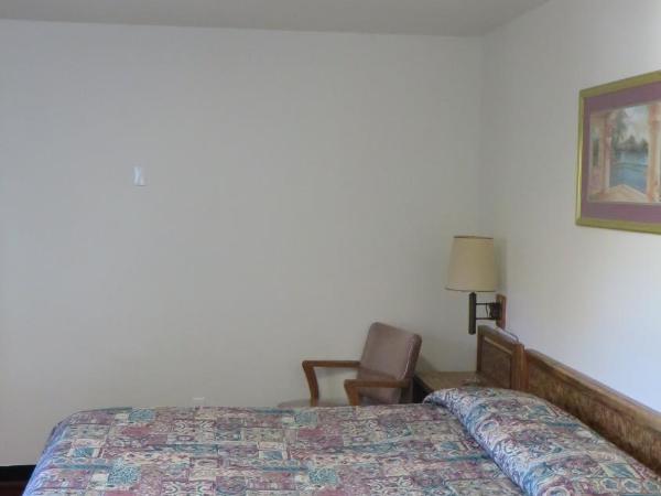 Eagle Rock Motel : photo 6 de la chambre chambre lit king-size