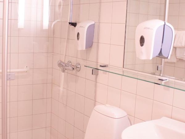 Ullevål Hotel : photo 4 de la chambre chambre simple avec lit d'appoint