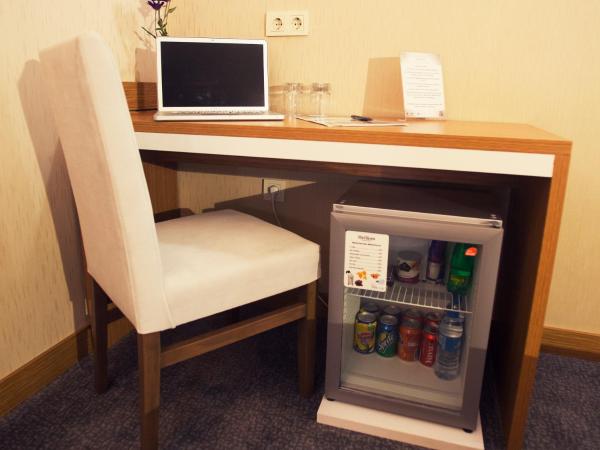 Helikon Business Hotel : photo 6 de la chambre chambre double ou lits jumeaux Économique