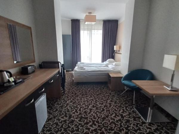 Ośrodek Warszawianka : photo 1 de la chambre chambre double avec balcon