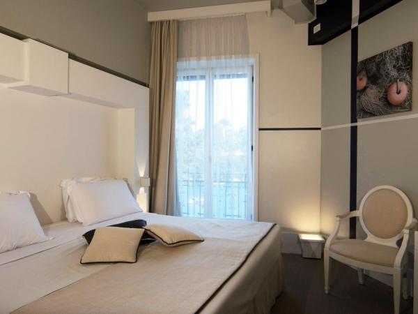 Hotel Piccolo Portofino : photo 4 de la chambre chambre double ou lits jumeaux deluxe - vue sur mer
