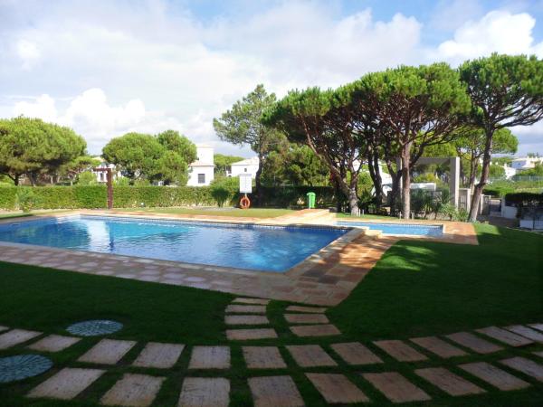 Jardins da Falesia : photo 4 de la chambre appartement 3 chambres avec accès à la piscine