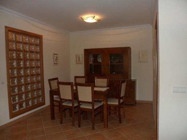 Jardins da Falesia : photo 8 de la chambre appartement 3 chambres avec accès à la piscine