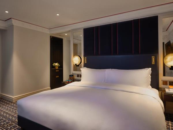 The Mayfair Townhouse - an Iconic Luxury Hotel : photo 2 de la chambre  chambre deluxe avec jardin