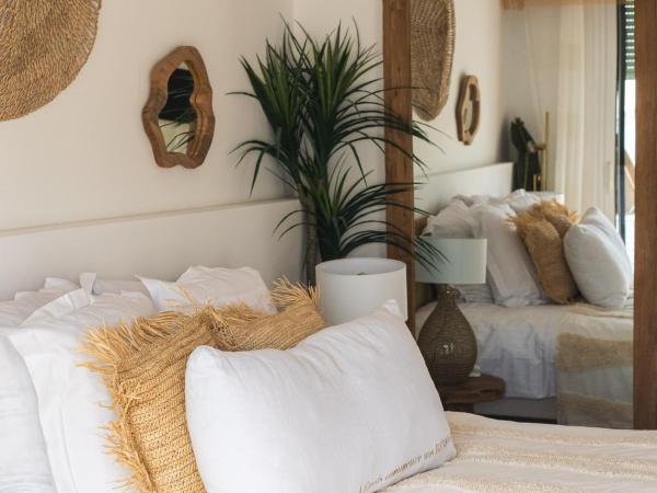 Hotel de La Plage - Mahogany : photo 9 de la chambre suite supérieure avec balcon - vue sur mer