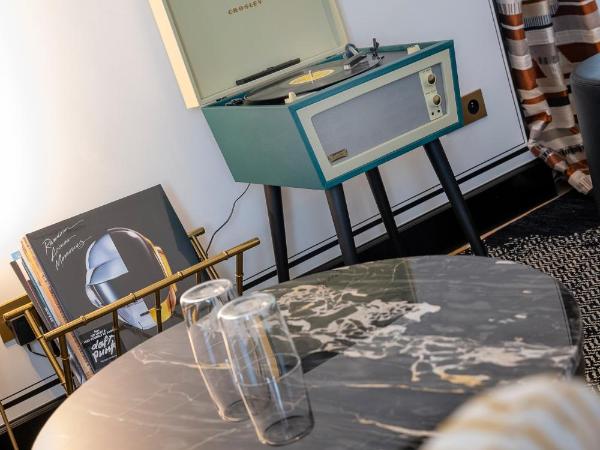 Le Yaca Saint-Tropez : photo 10 de la chambre suite duplex avec terrasse - vue sur mer