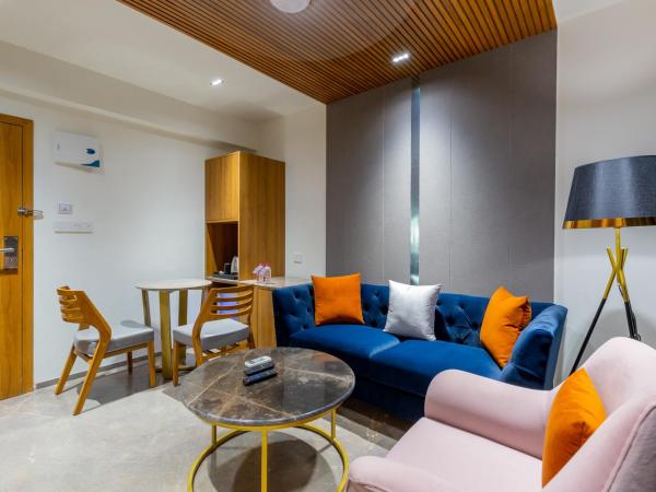 Hotel Nalanda : photo 9 de la chambre suite supérieure lit king-size