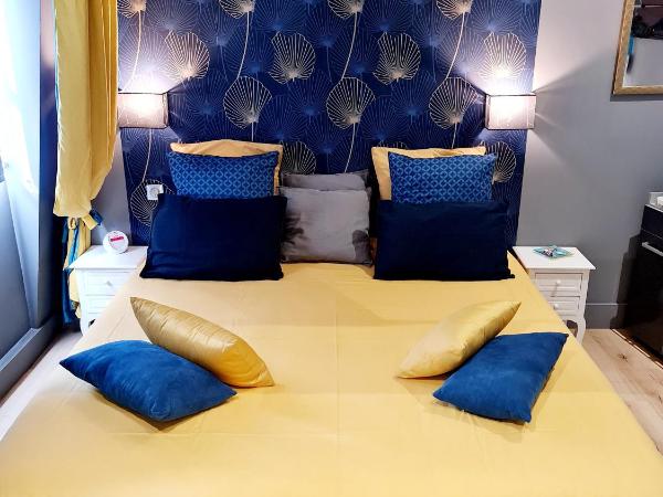 Les Rêves by Isa : photo 4 de la chambre chambre double avec salle de bains privative extérieure