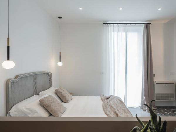 Living u HomeSuites : photo 6 de la chambre appartement avec balcon
