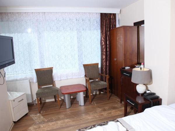 Çamlıca Tower Hotel : photo 6 de la chambre chambre double deluxe avec douche