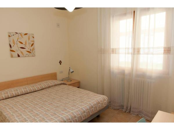 B&B & Residence Pozzo Misseo : photo 6 de la chambre chambre triple