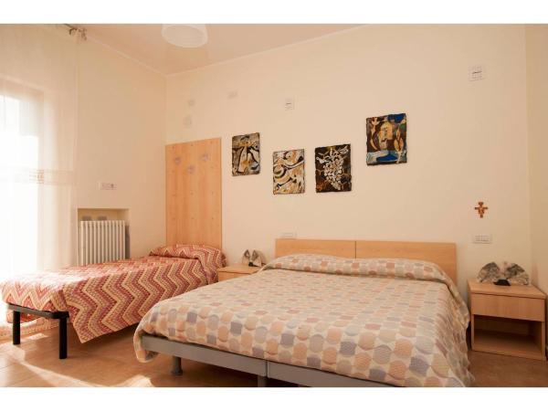 B&B & Residence Pozzo Misseo : photo 8 de la chambre chambre triple