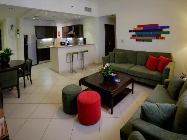 MENA ApartHotel Albarsha At The Mall : photo 1 de la chambre appartement 2 chambres - fumeurs - 20 % de réduction sur nourriture et boissons et service de blanchisserie