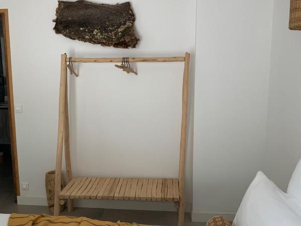 Chambres d'hôtes Casarena : photo 4 de la chambre chambre double avec salle de bains privative