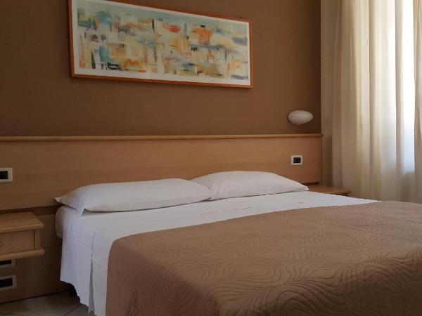 Hotel Astor : photo 5 de la chambre chambre double ou lits jumeaux